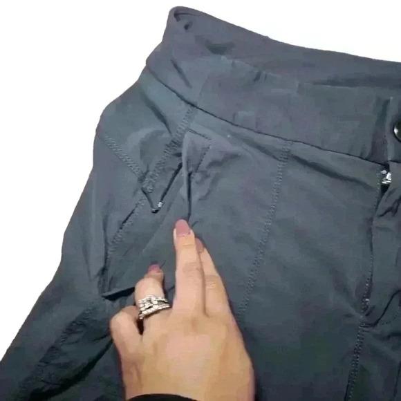 Athleta Womens Gray Trekkie Cropped Pant 6 - Picture 8 of 14